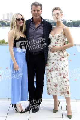 Photocall 'Mamma Mia! Here We Go Again' in Hamburg