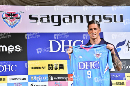 Pressekonferenz mit Fernando Torres in Tokio