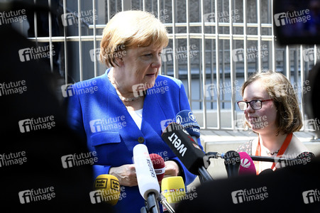 Angela Merkel besucht Caritas Zentrum in Köln