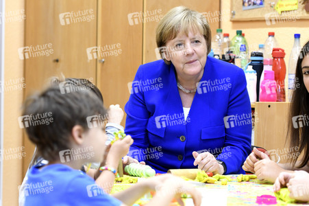 Angela Merkel besucht Caritas Zentrum in Köln