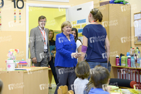 Angela Merkel besucht Caritas Zentrum in Köln