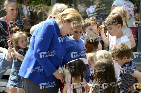Angela Merkel besucht Caritas Zentrum in Köln