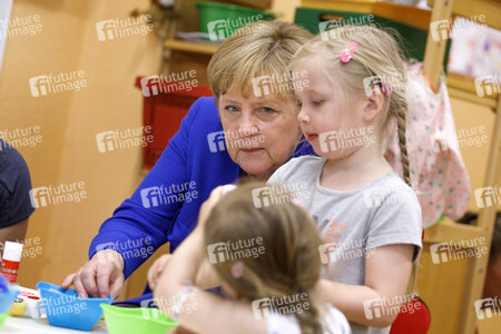 Angela Merkel besucht Caritas Zentrum in Köln