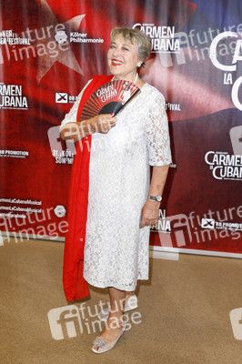 Musicalpremiere von 'Carmen la Cubana' in Köln