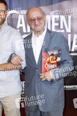 Musicalpremiere von 'Carmen la Cubana' in Köln