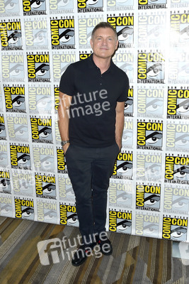 Photocall 'Tell Me a Story', San Diego Comic-Con International 2018