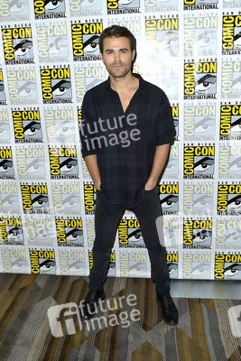 Photocall 'Tell Me a Story', San Diego Comic-Con International 2018