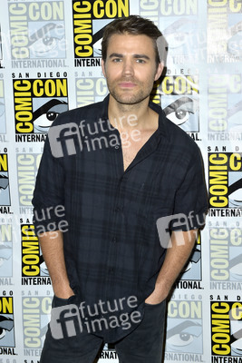 Photocall 'Tell Me a Story', San Diego Comic-Con International 2018