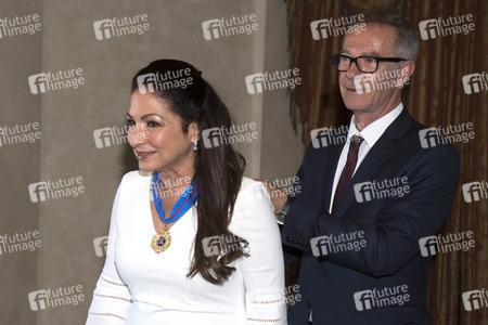 Preisverleihung an Gloria Estefan in Madrid