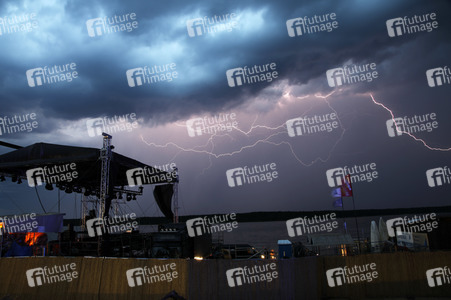 Gewitter beim Helene Beach Festival in Frankfurt