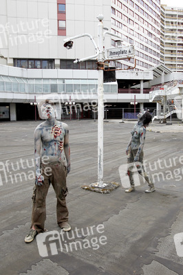 GEEK ART: Zombie-Apokalypse / Zombie Apocalypse Bodypainting
