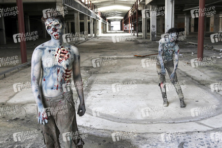 GEEK ART: Zombie-Apokalypse / Zombie Apocalypse Bodypainting