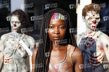GEEK ART: Zombie-Apokalypse / Zombie Apocalypse Bodypainting