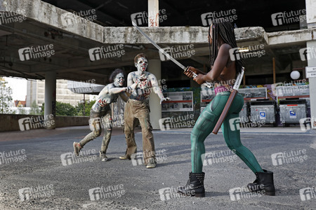 GEEK ART: Zombie-Apokalypse / Zombie Apocalypse Bodypainting