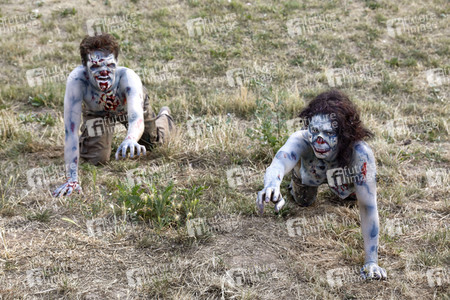 GEEK ART: Zombie-Apokalypse / Zombie Apocalypse Bodypainting