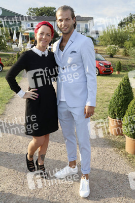Glow & Glory Charity Dinner by Cornelia Poletto in Delingsdorf