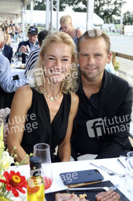 Glow & Glory Charity Dinner by Cornelia Poletto in Delingsdorf