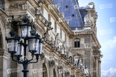 Palais du Louvre in Paris