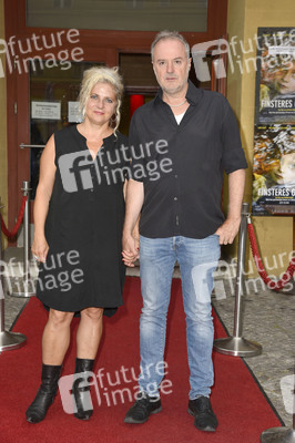 Filmpremiere 'Finsteres Glück' in Berlin