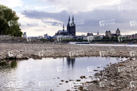 Symbolfoto Niedrigwasser