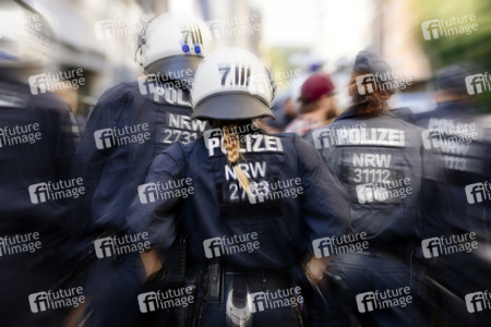 Symbolfoto Polizei-Überstunden