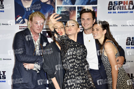 Filmpremiere 'Asphaltgorillas' in Berlin