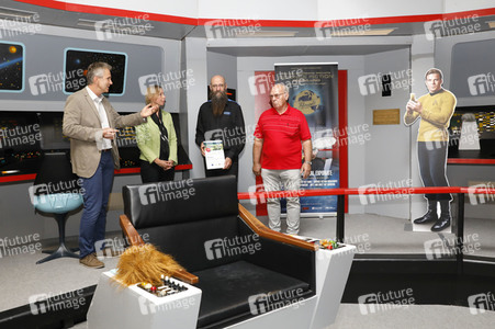 Übergabe von EU-Fördergeldern für Star Trek Museum in Bad Münder