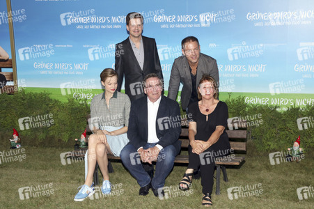 Filmpremiere 'Grüner wird's nicht, sagte der Gärtner und flog davon' in Berlin