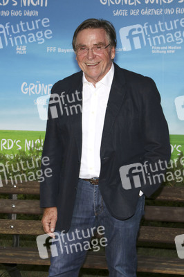 Filmpremiere 'Grüner wird's nicht, sagte der Gärtner und flog davon' in Berlin
