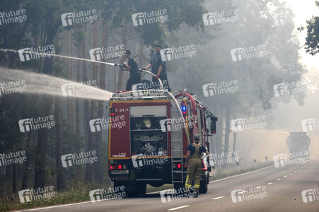 Waldbrandbekämpfung bei Treuenbrietzen