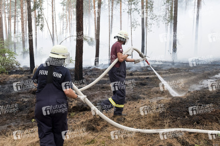 Waldbrandbekämpfung bei Treuenbrietzen