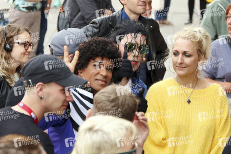 Weltrekordversuch 'Die größte Michael Jackson-Choreografie-Tanzstunde' in Berlin