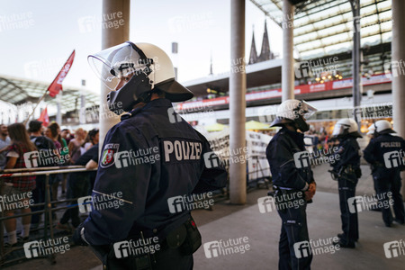 Symbolfoto Polizei-Überstunden