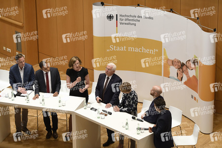Podiumsdiskussion mit Frank-Walter Steinmeier in Brühl