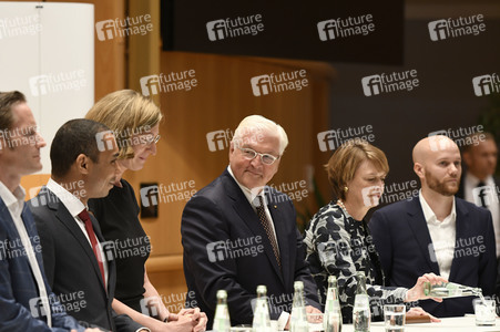 Podiumsdiskussion mit Frank-Walter Steinmeier in Brühl