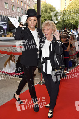 Musicalpremiere 'Beat It! - Das Musical über den King of Pop' in Berlin