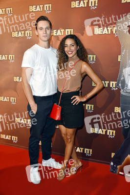 Musicalpremiere 'Beat It! - Das Musical über den King of Pop' in Berlin