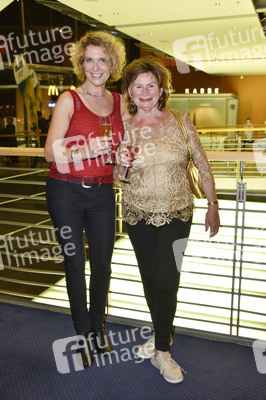 Musicalpremiere 'Beat It! - Das Musical über den King of Pop' in Berlin