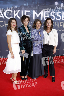 Filmpremiere 'Mackie Messer - Brechts Dreigroschenfilm' in Berlin