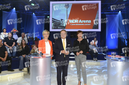 TV-Sendung 'WDR Arena - Ein Jahr Regierung Laschet' in Köln
