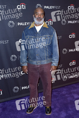 Serienscreening 'The Cool Kids' in Beverly Hills