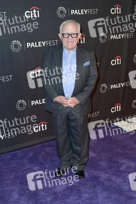Serienscreening 'The Cool Kids' in Beverly Hills