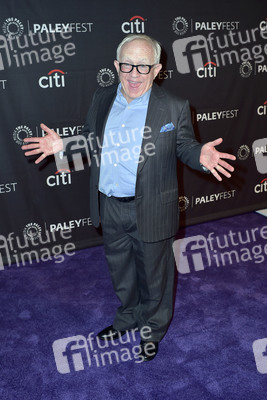 Serienscreening 'The Cool Kids' in Beverly Hills