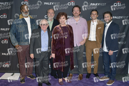Serienscreening 'The Cool Kids' in Beverly Hills