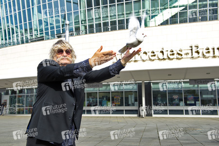 Photocall 'The Armed Man: A Mass for Peace' in Berlin