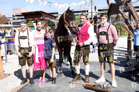 Eröffnung von Equilaland in München