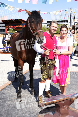 Eröffnung von Equilaland in München