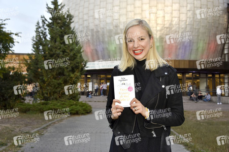 Photocall mit Julia Engelmann in Berlin