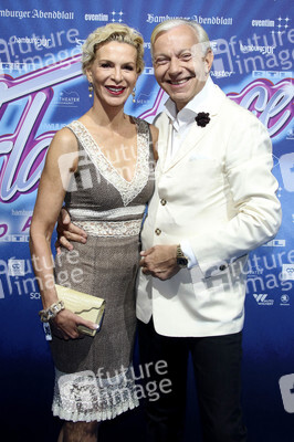Premiere 'Flashdance - Das Musical' in Hamburg