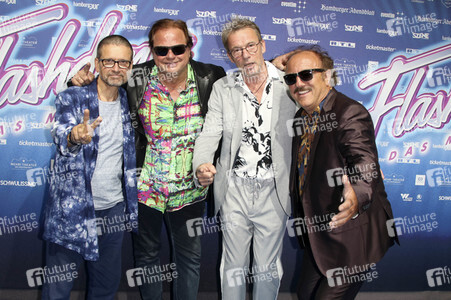 Premiere 'Flashdance - Das Musical' in Hamburg
